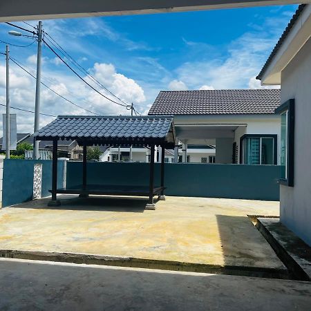Villa Pool Kepala Batas Kampong Hilir  Ngoại thất bức ảnh