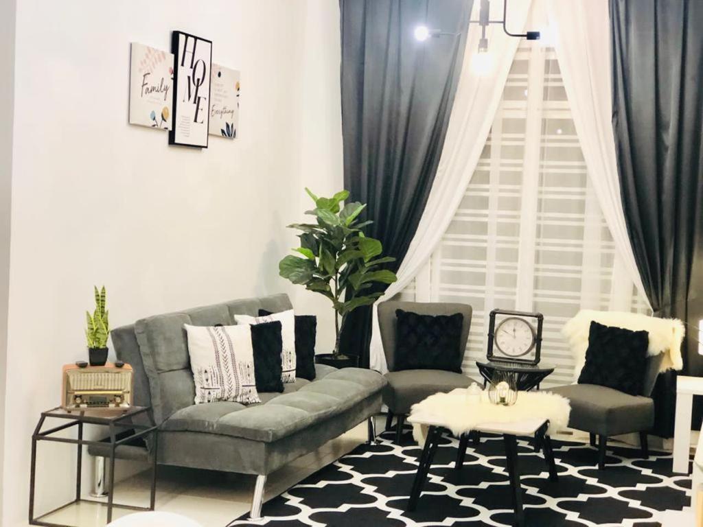 Villa Pool Kepala Batas Kampong Hilir  Ngoại thất bức ảnh