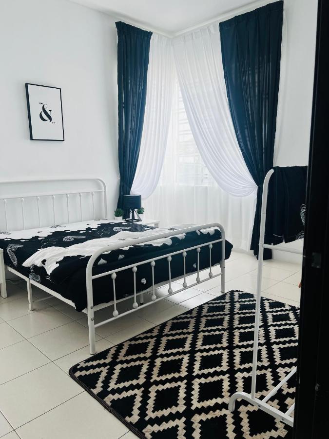 Villa Pool Kepala Batas Kampong Hilir  Ngoại thất bức ảnh